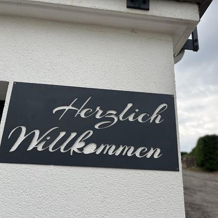 Ferienwohnung Eifelglueck Pelm Exterior foto